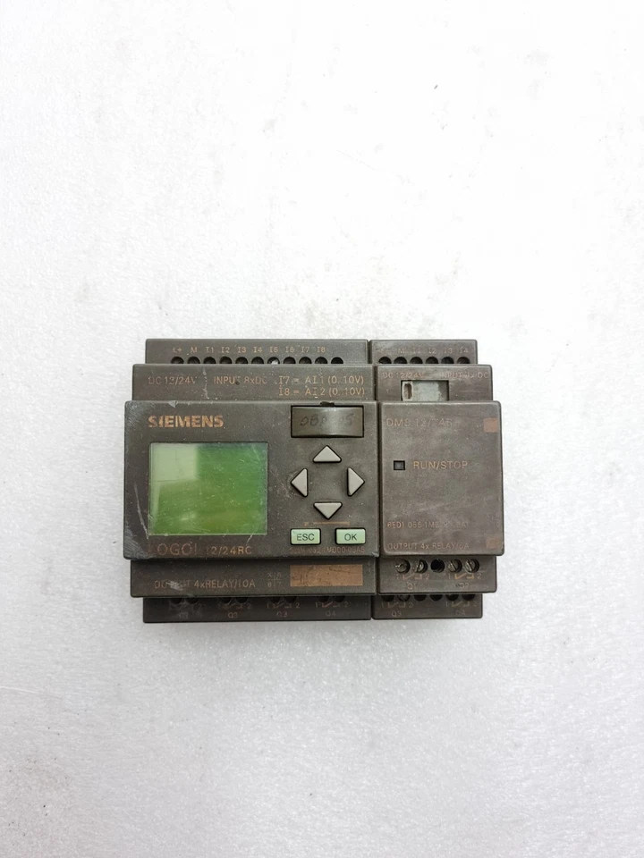 USED SIEMENS 6ED1052-1MD00-0BA5 LOGO WITH EXPANSION MODULE DM8 12/24R 12/24VDC